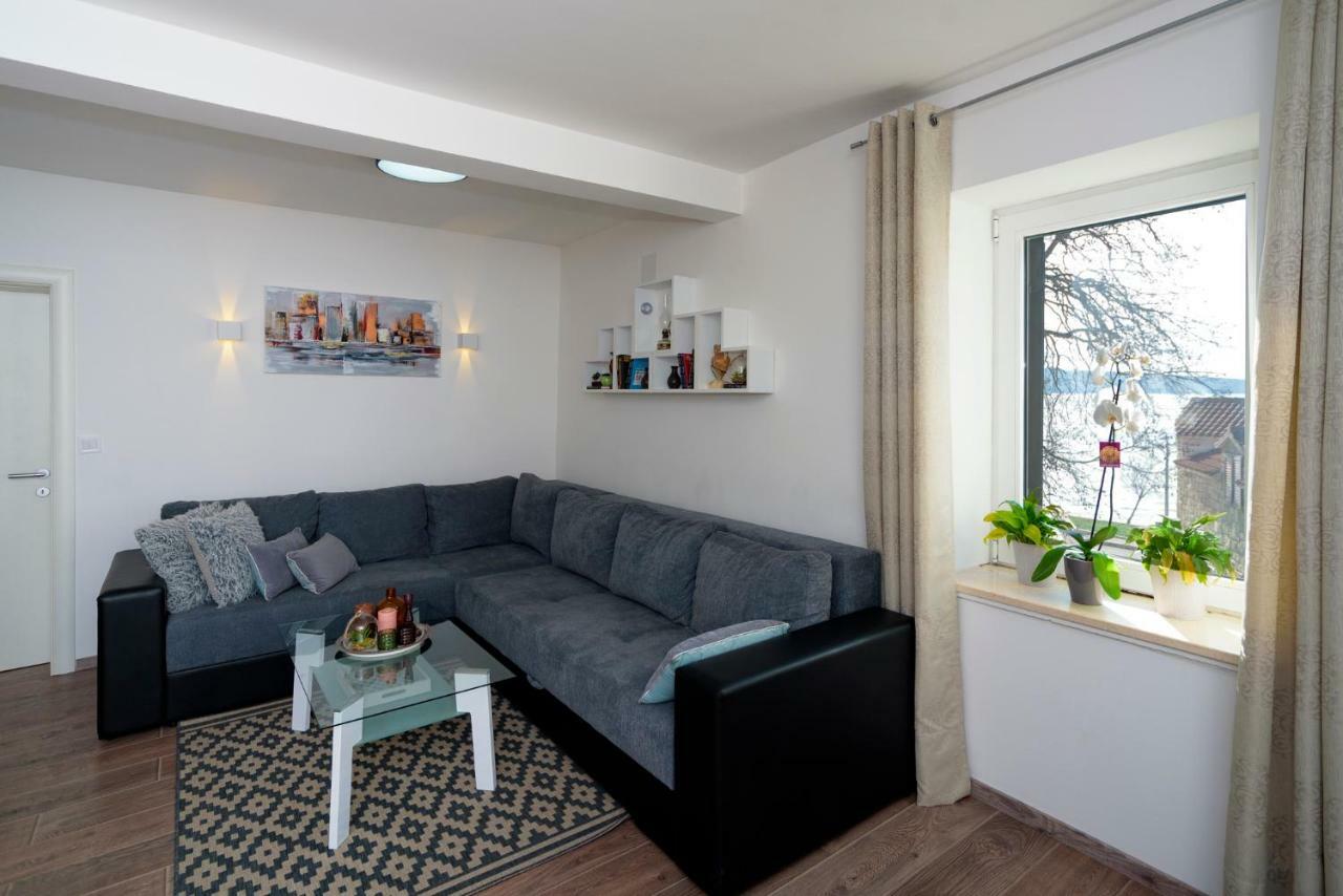 Apartments Magli Каштела Экстерьер фото
