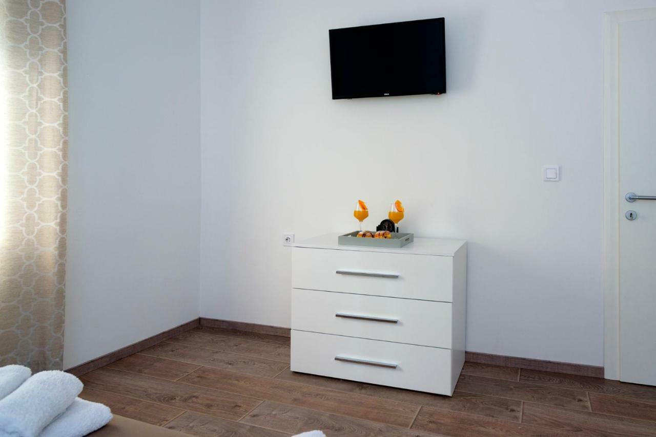 Apartments Magli Каштела Экстерьер фото